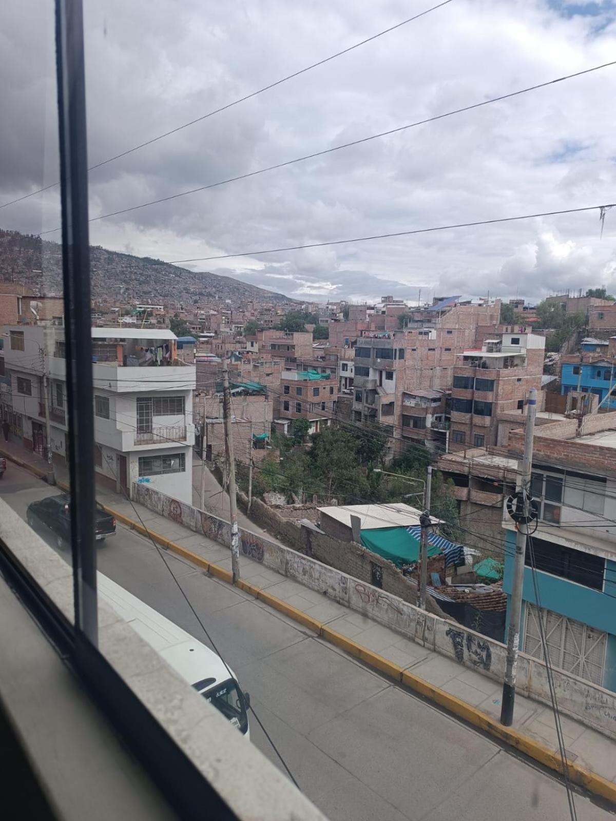 Hostal Yuraq Wasi 596 Ayacucho Exterior foto